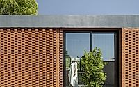 013-corner-villa-discover-arash-madanis-geometric-masterpiece.jpg