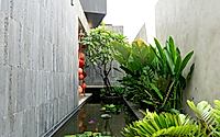 013-nha-tran-villa-tropical-asian-inspired-modern-house-in-vietnam.jpg