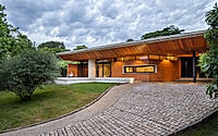 013-tesche-house-galeria-733s-sustainable-country-house-design.jpg