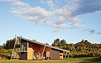 016-kauhikoa-core-house-a-prefabrication-hybrid-in-maui.jpg