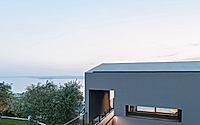 019-villa-vela-reimagining-lakeside-living-in-torri-del-benaco.jpg