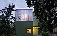 024-green-house-aoc-architektis-sustainable-design-in-prague.jpg