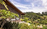 026-casa-boomerang-sustainable-country-house-design-in-sao-roque.jpg