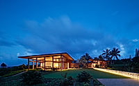 kalihiwai-pavilion-embracing-hawaiis-tropical-beauty-006