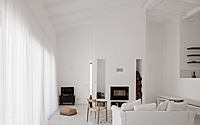 torquines-de-cima-country-house-a-minimalist-haven-in-portugal-004