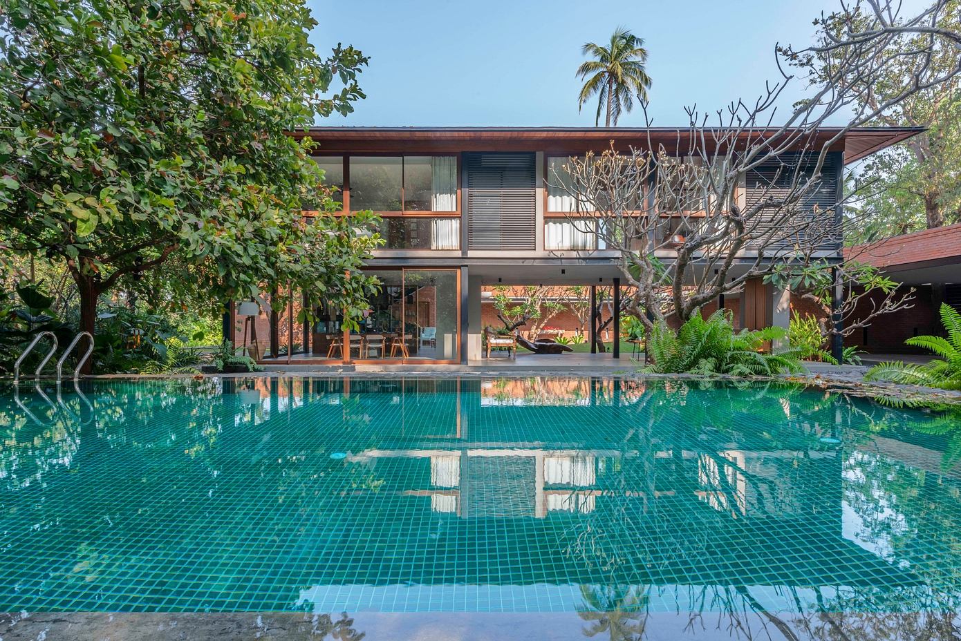 Casa Feliz: Tropical Oasis and Threshold Experience in Alibag