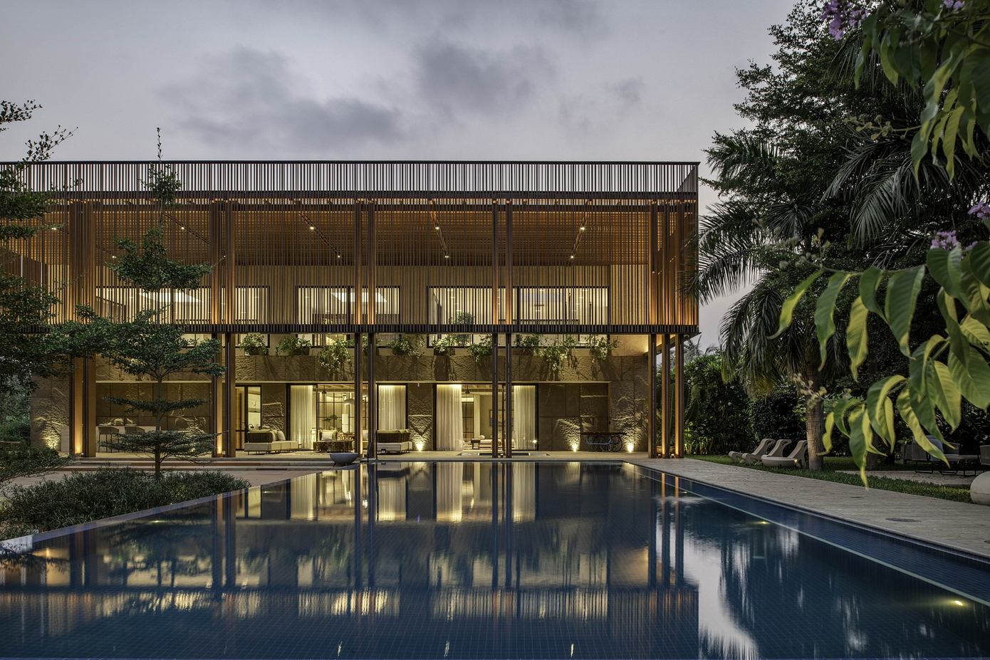 K House: Tropical Modernism Meets Traditional Indian Home