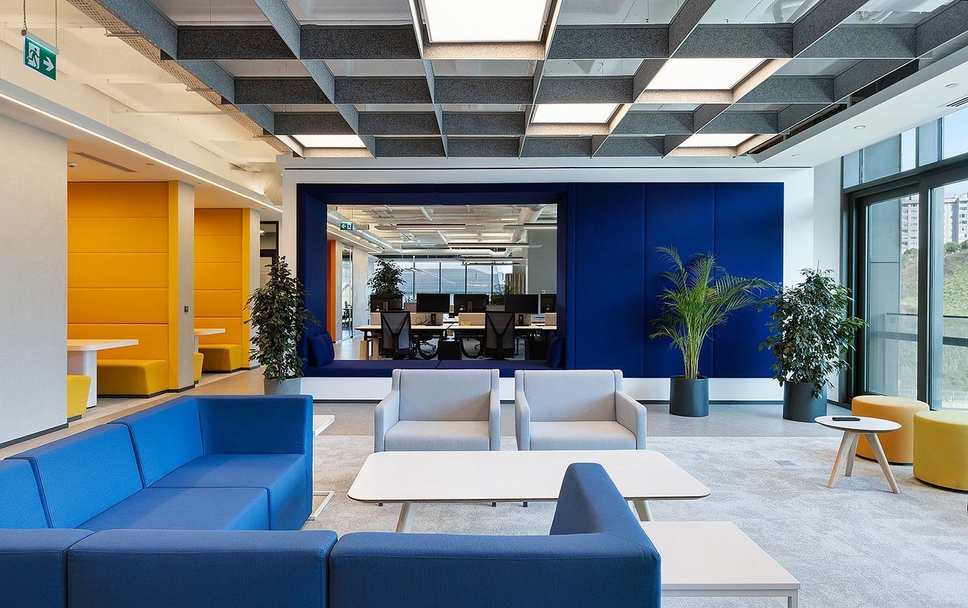 Mercedes-Benz Istanbul Headquarters: Innovative Office Design