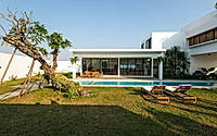 001-nalee-villa-family-focused-design-with-central-pool.jpg