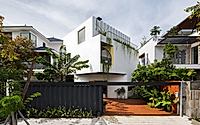001-rotating-house-innovative-rotating-design-in-da-nang.jpg