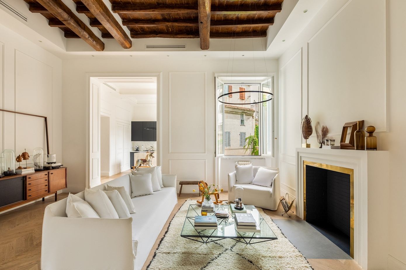 Via Della Vetrina: Giulia Venanzi’s Stunning Apartment in Rome