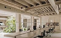 005-blow-models-modernist-meets-contemporary-in-this-barcelona-office.jpg