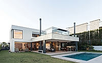 006-at2-house-elegant-and-family-centric-design-in-ecuador.jpg