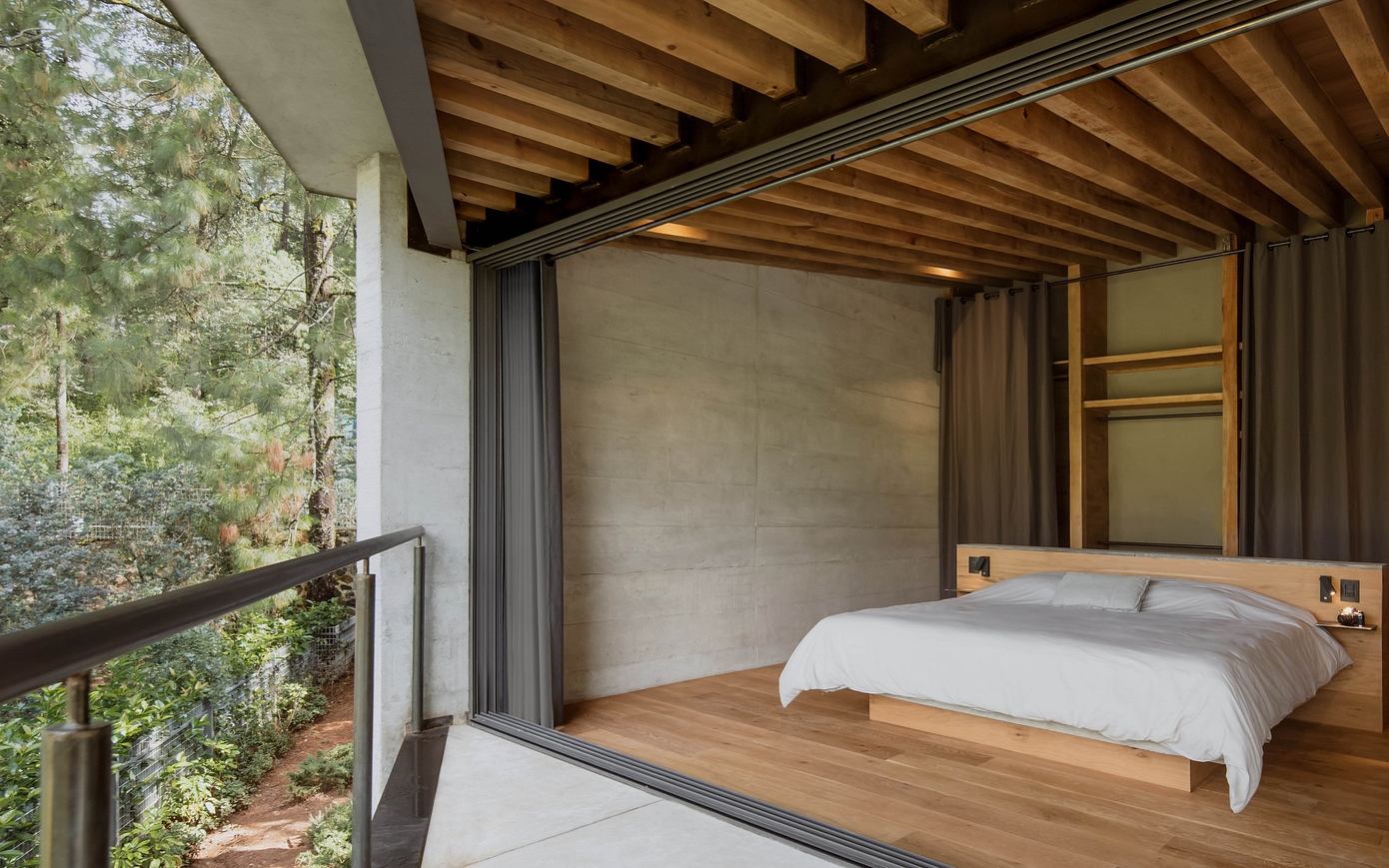 The House of the Tall Trees: Tranquil Retreat in Mexican Forest