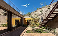 009-casa-cangahua-courtyard-infused-home-in-tumbaco-quito.jpg