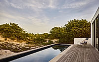 009-house-in-amagansett-serene-coastal-retreat-by-1100-architect.jpg