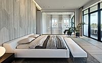 013-timeless-exploring-edita-righettos-elegant-apartment-in-vilnius.jpg