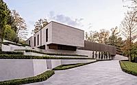 018-clubhouse-modernist-oasis-in-torontos-private-estate.jpg