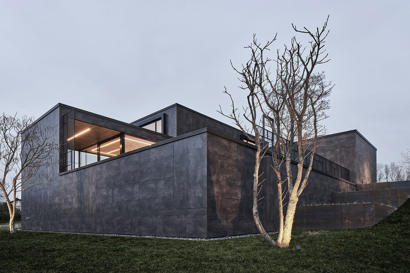 House Riken: Stunning Residential Building in Switzerland