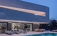 028-villafranca-house-seamless-blend-of-indoor-outdoor-living.jpg