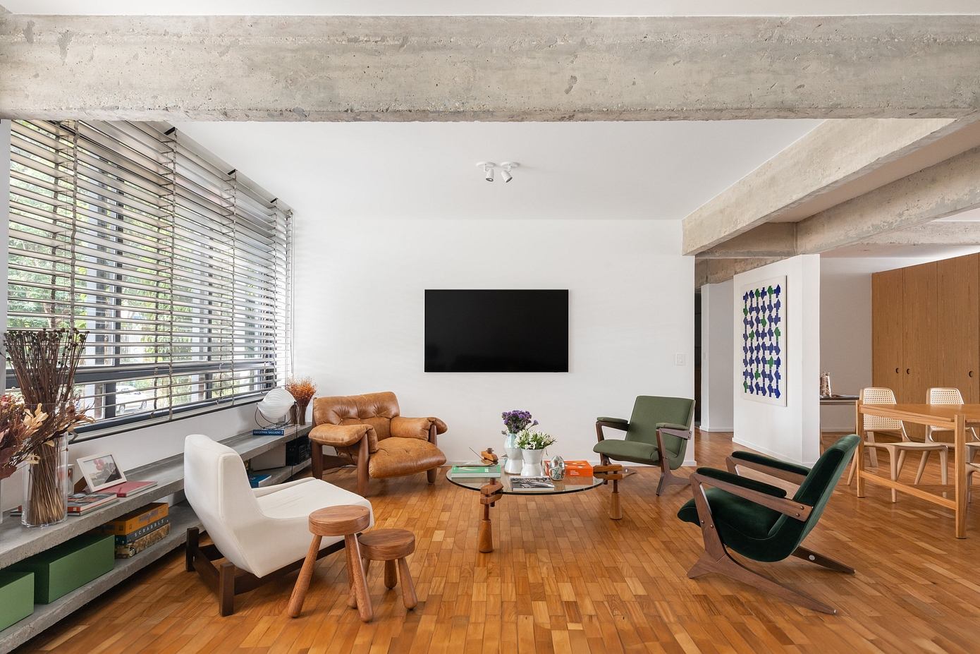 Apartment 114S: Bloco Arquitetos’ Modernist Masterpiece