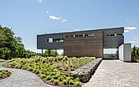 001-hudson-river-house-waterfront-retreat-with-panoramic-views.jpg