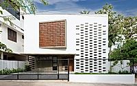 001-white-skube-house-srijit-srinivas-architects-unique-cuboid-design.jpg