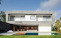002-rak-house-embracing-opulent-minimalism-in-casablanca.jpg