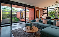 003-patio-house-intimate-spaces-transparent-design-in-el-salvador.jpg