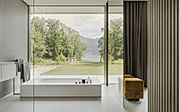 007-living-by-the-lake-a-modern-retreat-for-luxury-living.jpg