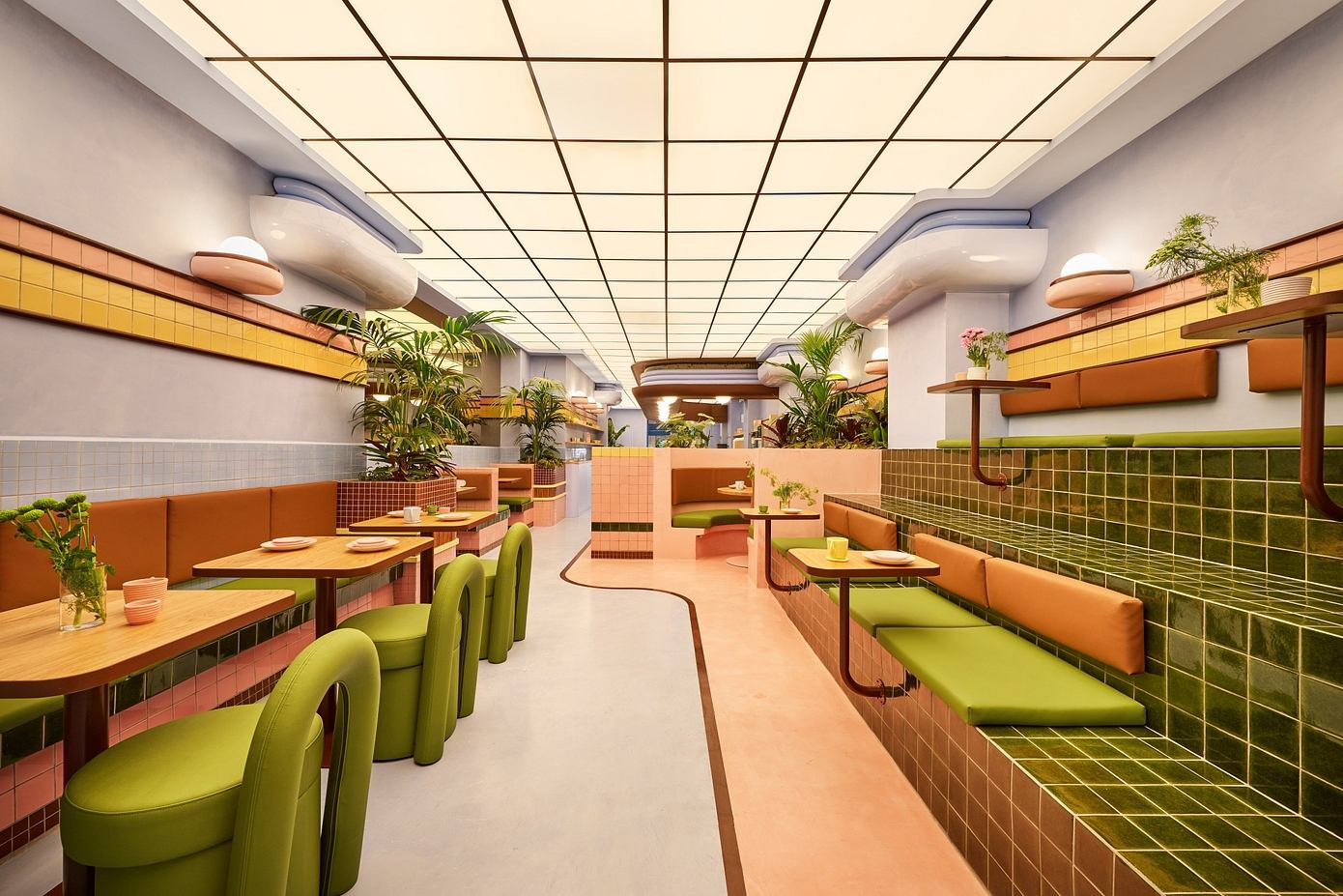 Amiko Gelato: A Stunning Art Deco Ice Cream Parlor in Barcelona