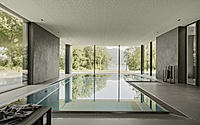 008-living-by-the-lake-a-modern-retreat-for-luxury-living.jpg