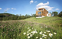 009-high-peak-meadow-house-stunning-catskills-mountain-retreat.jpg