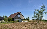 010-3-villa-hoefsevonder-unique-house-design-in-dutch-landscape.jpg