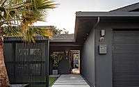 010-shell-gate-transforming-a-1950s-ranch-home-in-alameda.jpg