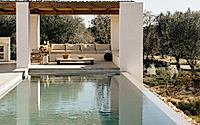 014-casa-roverella-dialogue-with-nature-in-puglia.jpg