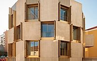 015-4-martires-housing-block-seven-unique-apartments-in-portugal.jpg