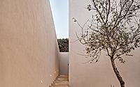 015-sabino-10-maximizing-space-on-a-narrow-plot-in-mexico.jpg