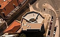 016-4-martires-housing-block-seven-unique-apartments-in-portugal.jpg