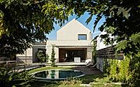 025-casa-fonte-velha-contemporary-family-home-in-portugal.jpg
