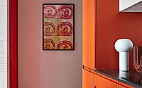 bright-apartment-vivid-colors-in-a-moscow-flat-014