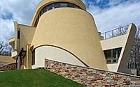 curves-and-colors-house-a-modern-minneapolis-masterpiece-022