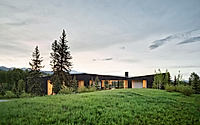 shinemaker-teton-inspired-mountain-home-in-wyoming-010
