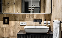 wooden-textures-and-green-shades-moscow-apartment-020