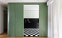 001-preda-atelierzeros-chromatic-apartment-renovation-in-milano.jpg
