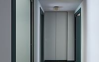 005-preda-atelierzeros-chromatic-apartment-renovation-in-milano.jpg