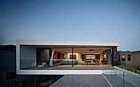 008-bayview-house-a-masterpiece-of-modern-coastal-living.jpg