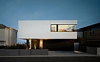 009-bayview-house-a-masterpiece-of-modern-coastal-living.jpg