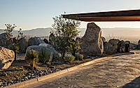 010-desert-palisades-guardhouse-innovative-design-in-palm-springs.jpg