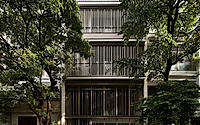 015-vertical-haven-innovative-vietnamese-house-design-by-ladd-architects.jpg